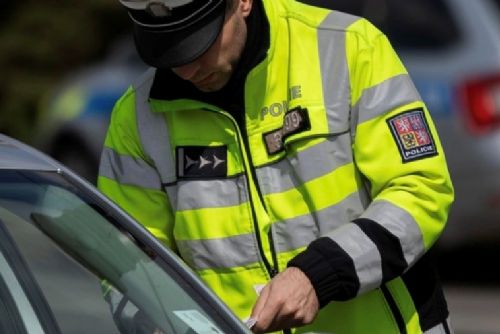 obrázek:Kolona upravených aut má 2. října projet Vysočinou. Policie nasadí vrtulník i drony