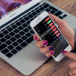 3 tipy, jak se ponořit do tajů investic, i když nejste finanční experti