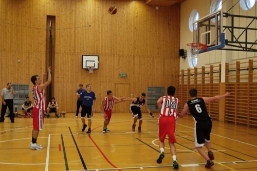 Obrázek - Basketbaloví junioři Velkého Meziříčí porazili doma Bystřici nad Pernštejnem
