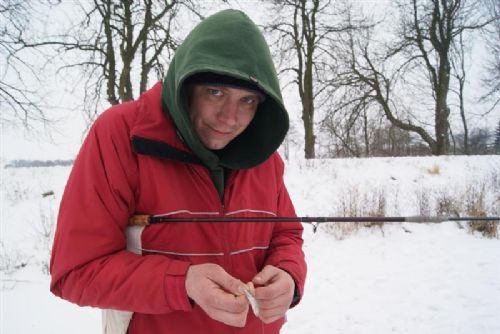Obrázek - Čáslavický rybník láká rybáře na lov „na dírkách“