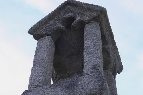 Obrázek - Další kulturní památky na Vysočině: dům v Jihlavě a boží muka u Nové Říše