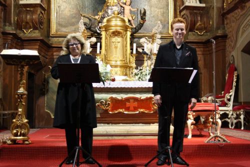 Obrázek - Gabriela Beňačková a Jakub Pustina v jaroměřickém chrámu sv. Markéty