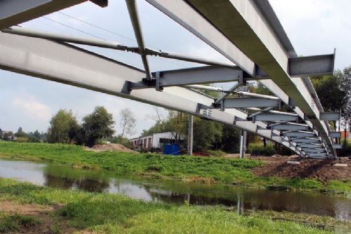 Obrázek - Lávku pro pěší a cyklisty u relaxačního centra Český mlýn v Jihlavě