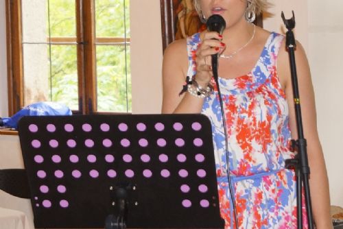 Obrázek - Noví absolventi oboru sociální péče převzali na Roštejně diplomy