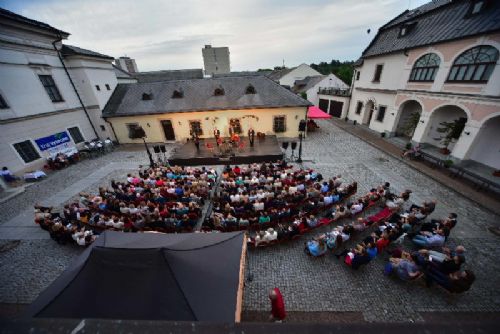 Obrázek - Slunohraní zakončil v Novém Městě na Moravě smyčcový koncert