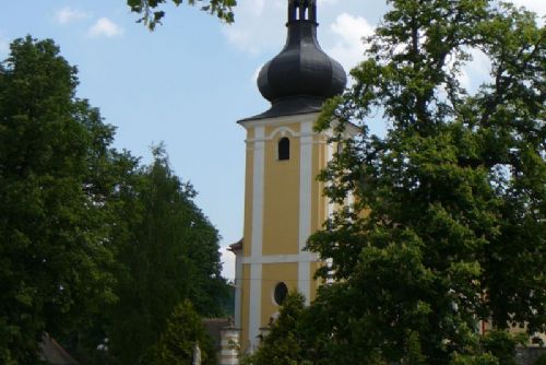 Obrázek - Stoleté varhany v Budkově opraveny