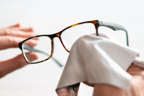 Obrázek - Jak poznat, že je čas na výměnu dioptrických brýlí za nové?