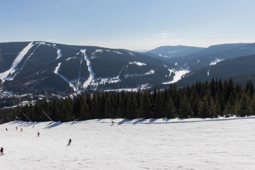 Foto: Kam na lyže? Do Harrachova nebo do Špindlerova mlýna?