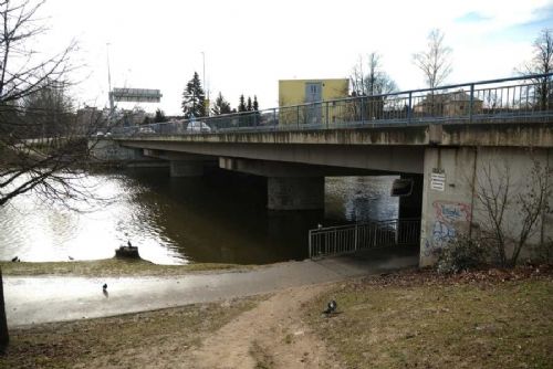 obrázek:Havlíčkův Brod čeká dlouhodobá uzavírka mostu v Masarykově ulici. Objížďka bude mít 11 kilometrů