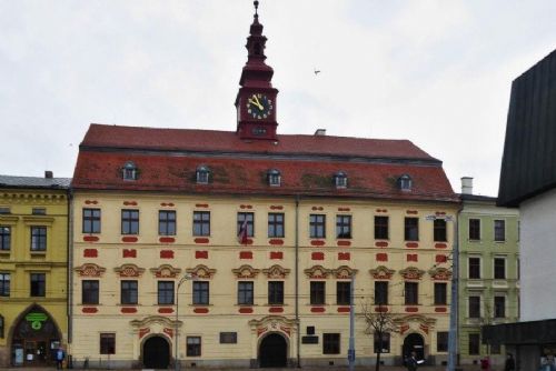 obrázek:Jihlava upravuje volební okrsky a zavede speciální autobus