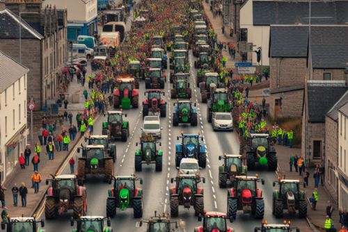 Foto: Protesty farmářů: Traktory zpomalí dopravu na Vysočině