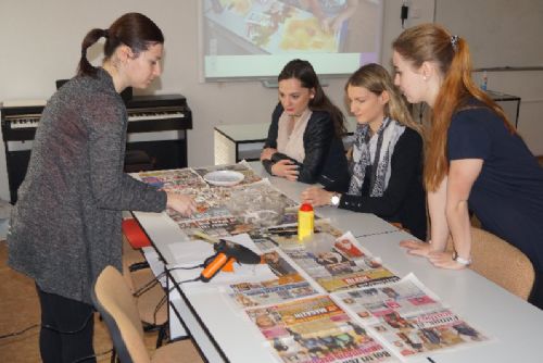 Foto: Jihlavští studenti připravují odpoledne otevřených dveří své školy