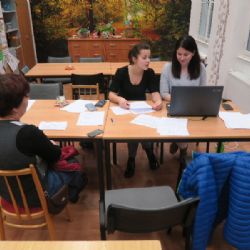 Seniorům poradí studentky v Senior Pointech na Vysočině