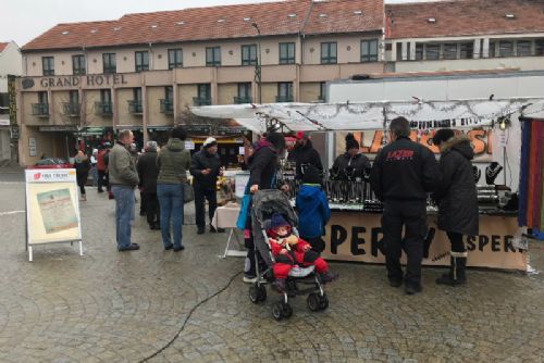 Obrázek - Karlovo náměstí, foto: Eva Fruhwirtová