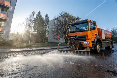 obrázek:Jihlava chystá blokové čištění 28.–29. března. Odtah stojí 3 000 korun