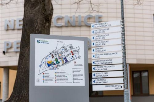 obrázek:Nový orientační systém v pelhřimovské nemocnici usnadní cestu pacientům