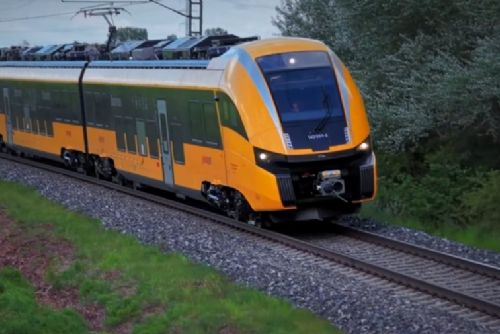 obrázek:Nové vlaky pro linku Praha–Jihlava (R9) úspěšně procházejí testy, zvládnou až 200 km/h