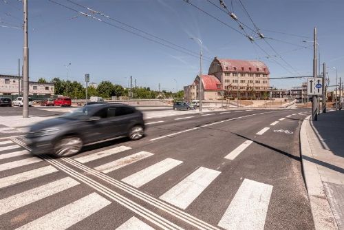 obrázek:Jihlava otevřela Evropskou ulici k nádraží, vzniklo i P+R parkoviště