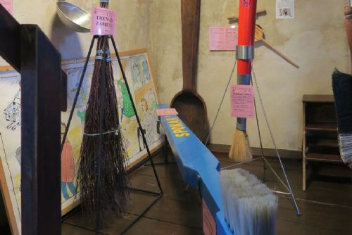 obrázek:Muzeum rekordů a kuriozit v Pelhřimově: dvě expozice a zahrada obřích předmětů