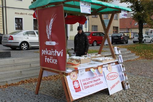 Obrázek - Koláč pro hospic v loňském roce ve Velké Bíteši