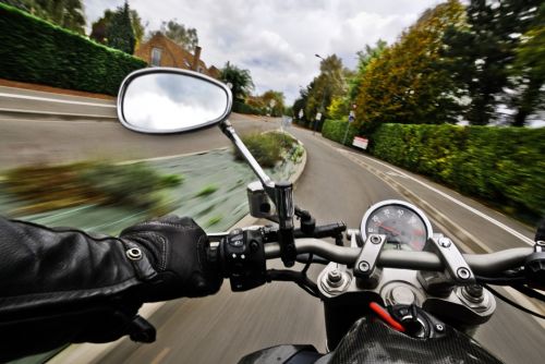 obrázek:Interaktivní aplikace připraví motorkáře na provoz, formou hry jim ukáže nebezpečné situace