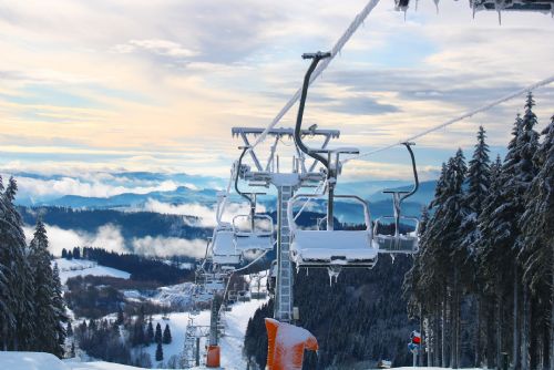 Foto: Vláda schválila podporu pro uzavřená lyžařská střediska