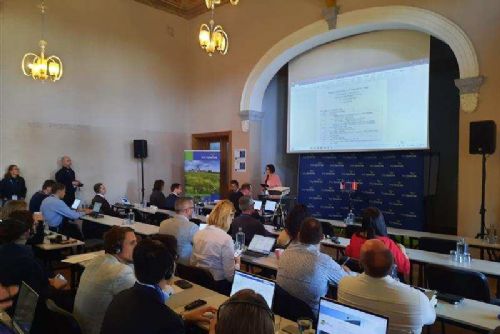 obrázek:Čeští a rakouští odborníci spolupracovali na rozvoji AI ve veřejné správě na Vysočině