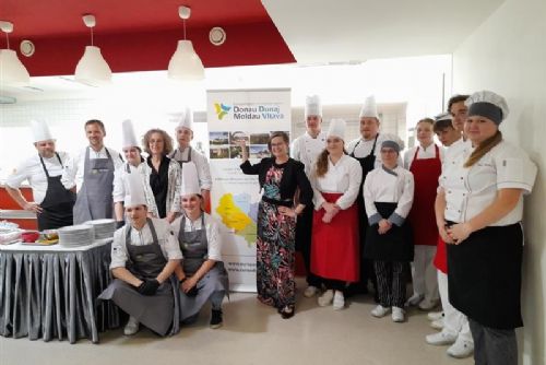 Foto: Gastronomická škola ze Žďáru nad Sázavou zářila v Bavorsku