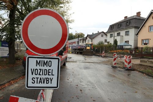 Foto: Do neděle 1. října je uzavřený most v Okrouhlici