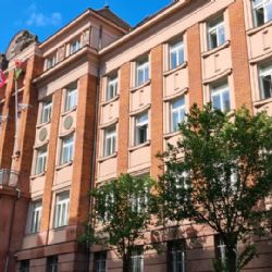 Plzeňský kraj ušetřil stovky milionů, část investic se ale přesunula do roku 2026