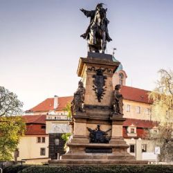 Poděbrady si připomenou 130 let od odhalení pomníku Jiřího z Poděbrad. Výročí doprovodí slavnostní nasvícení i koncert