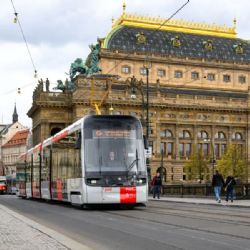Praha přikoupí 25 tramvají Škoda 52T za více než dvě miliardy. Část zaplatí evropská dotace
