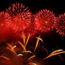 Praha umožní městským částem úplný zákaz pyrotechniky. Dvacet částí ho zavádí hned, Silvestr bude omezen