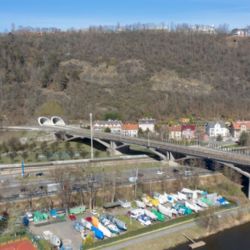 Prahu a Beroun spojí železniční tunel za 76 miliard. Cesta se má zkrátit na 13 minut, hotovo má být v roce 2044