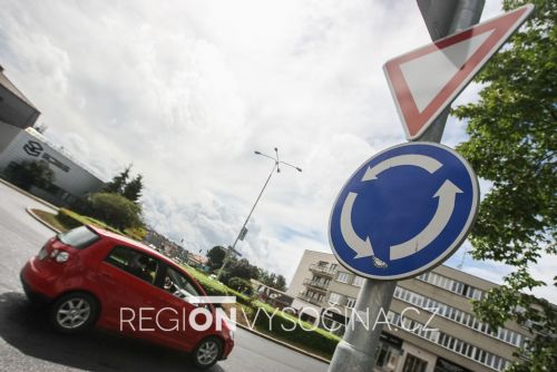 Obrázek - Kruhový objezd v Havlíčkově Brodě znovu průjezdný