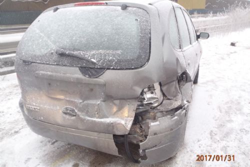 Obrázek - Ranní nehoda na dálnici D1. 
Foto: HZS Kraje Vysočina
