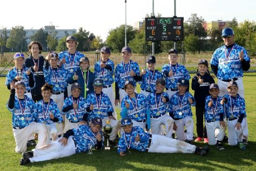 Obrázek - Titul mistrů České republiky vybojoval baseballový tým starších žáků do 11 let vedený mladým trenérem Štěpánem Chytkou.