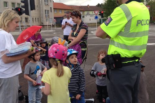 Obrázek - Akce Rodinného centra Krteček ke Dni pro rodinu 15. května 2017 na dopravním hřišti v Pelhřimově.  